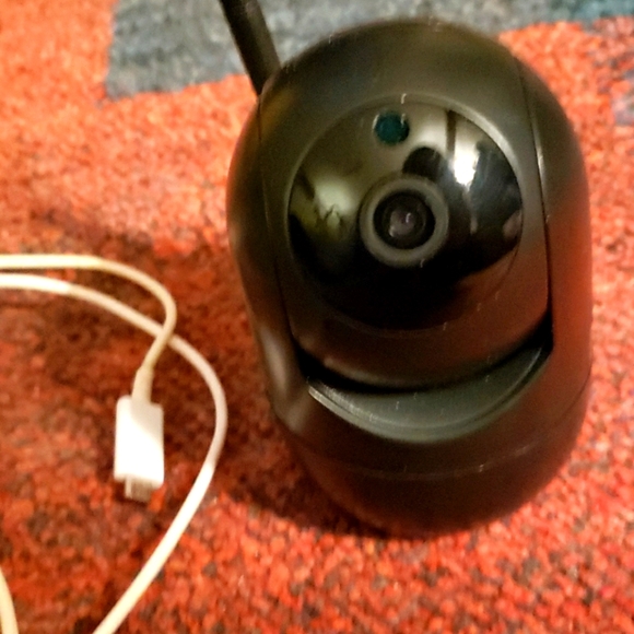 Sale 🎈Security CameraNew With pivotal head!
